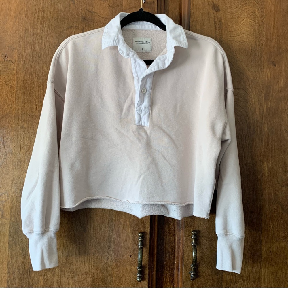 Abercrombie & Fitch Crop Collared Sweatshirt - Cream